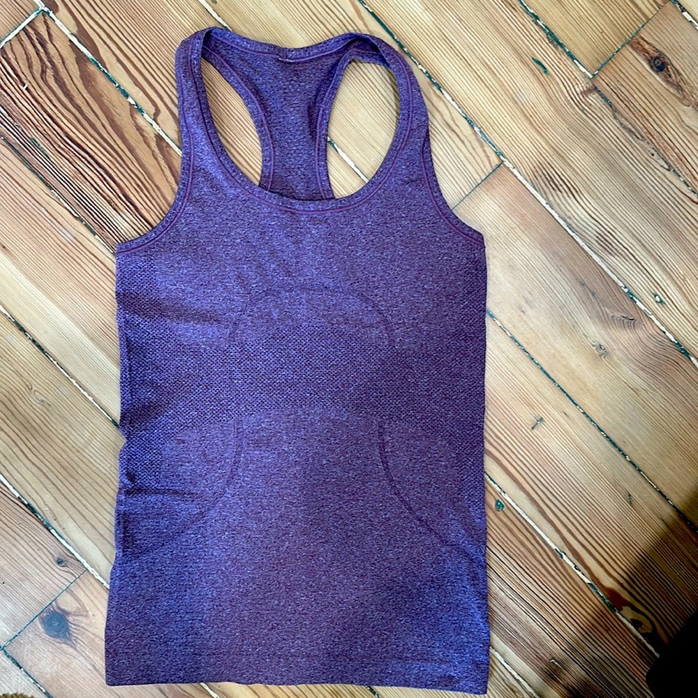 Lululemon Swiftly Tech Tank, size 4 magenta